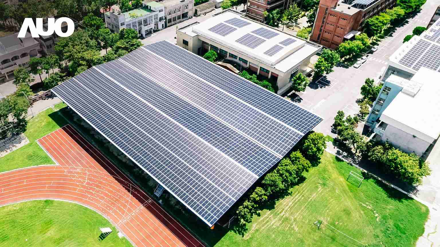 OBPaySunSteel光电整合型浪板具备快速安装、、、轻量化优势，，，可提升15%发电效能，，通过国际IEC与台湾VPC认证安全、、、防漏、、耐候标准